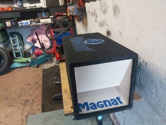 prodám suboowfer zn magnát - 5