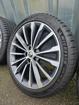 Letní alu kola Trinity 19" Škoda Superb L&K 235/40 R19 - 5