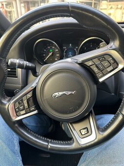 Jaguar XF 2.0d 2015 - 5