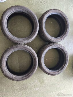4ks zimních pneu 225/45 R17. Vzorek cca 7-8 mm. - 5