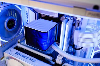 Herní PC - Ryzen 9 9950X3D / 64GB / 2TB / RTX 5090 32GB - 5