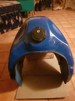 Nádrž yamaha xtz 660 tenere - 5