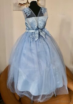 Světle modré elegantní dětské slavnostní šaty - 5