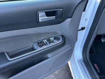 Ford Focus ST MK2 2.5T/166kW r.v.2010 - 5