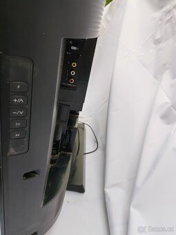 PANASONIC TX32LED8F - 5
