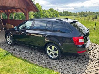 ŠKODA Octavia Combi 2.0 TDI 110kW Style plus 2017 - 5