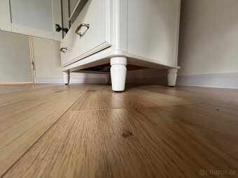Prodám dvě skříně - 5