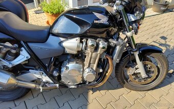 HONDA CB 1300 - 5