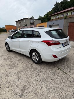 Hyundai i30 1.6 CRDi - 5