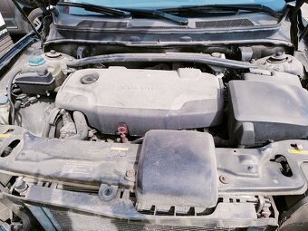 Volvo XC90 D5 136kw - Náhradní díly - 5