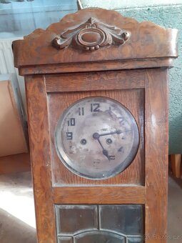 Dvoje starožitné nástěnné kyvadlové hodiny - 5