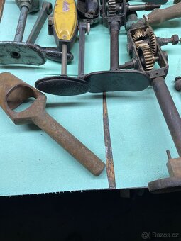 Rucni stara vrtacka a svorky, letlampa - 5