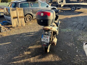Skútr Kymco 125ccm - 5