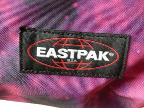 Batoh Eastpak fialové maskování - 5