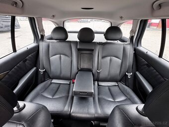 Mercedes Benz E (W211) Kombi 3,0 V6 - 5