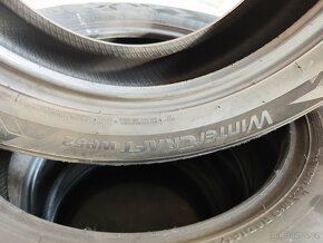 Zimní Kumho WinterCraft WP52 225/60 R18 104V DOT2923 - 5