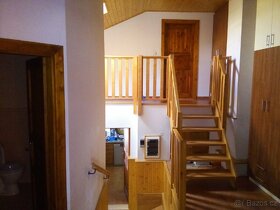 Prodej rodinného domu 240 m čtv., pozemek 423 m čtv. - 5