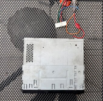 Autorádio Pioneer s kazetou - 5