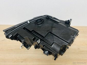 BMW M6 F12 F13 F06 LCI světlo - 5