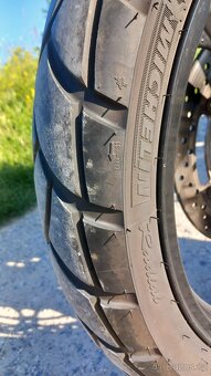 Suzuki DL 650 V-strom - 5