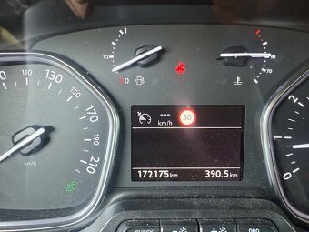 Peugeot Traveller 2.0 HDi Allure 110kw 09/2016 172t.km xenon - 5