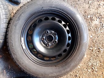 Zimní kola 6,5x16 et41 Superb, Passat 215/60/16 - 5