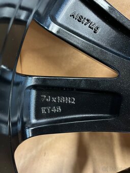 Karoq R18 Originální nová sada - 5