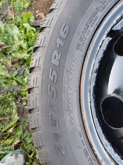 Zimní pneu na discich 215/55 R16 - 5