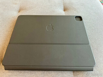 iPad Pro 12.9" (4. gen, 256 GB, Wi-Fi) + Magic Keyboard - 5