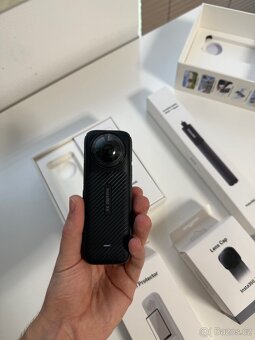 Kamera insta360 x4 - 5