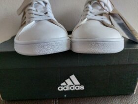 Adidas v. 31 Nové - 5