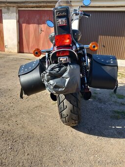 Suzuki Intruder 1400 - 5