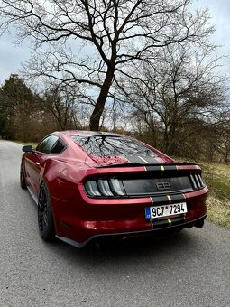 Ford Mustang EcoBoost 2.3 - 5
