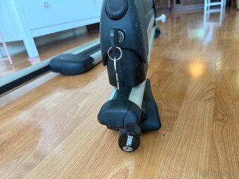 Pricniky a Nosice Thule a taurus na lyze - 5