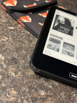 Čtečka knih Tolino Vision 2 4GB černá + obal 2 - 5