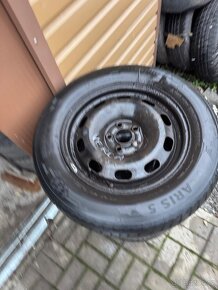 Plechové disky R15 + zimní pneumatiky Škoda Octavia I - 5