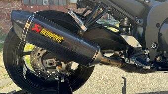 Yamaha FZ8 - 5