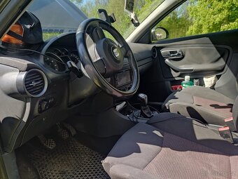 Seat Ibiza 1 .4 - 5