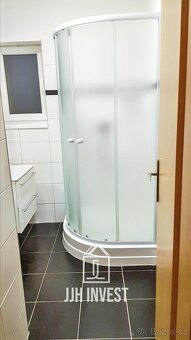 Pronájem bytu 1+kk, 41 m2 – Praha 5, terasa a klid u centra - 5