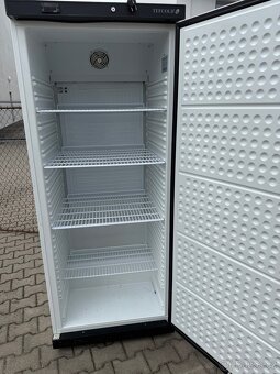 Chladicí skříň Tefcold UR600 - na přepravky - 5