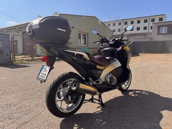 2012 HONDA  NC 700 d INTEGRA, po servisu, nové pmeu - 5