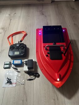 Zavážecí loďka na ryby s GPS (NOVÁ) - 5