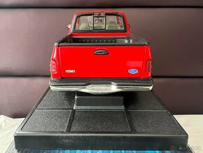 1:18 Mira (Solido), Ford - 5