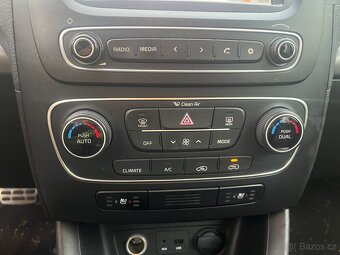 Kia sorento 2.2 crdi - 5