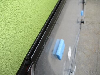 okno na karavan HOBBY 495 UL - r. 2012 č. 13 - 5