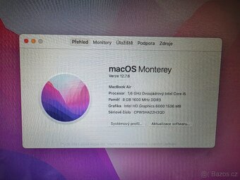 MacBook Air 13" 2015 i5 / 4GB / 128GB SSD - 5