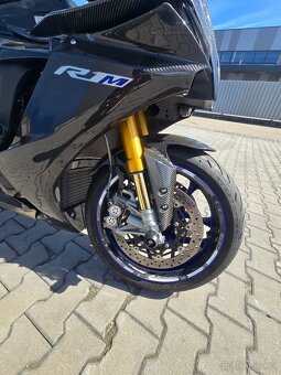 Yamaha R1M - 5