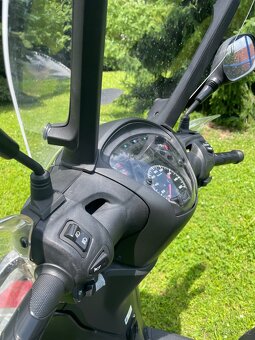 Honda SH 150i - 5