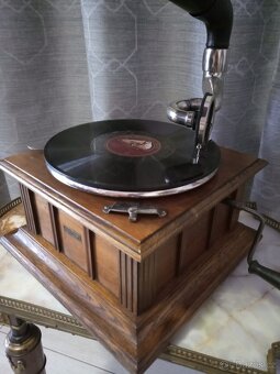 Gramofon s troubou - 5