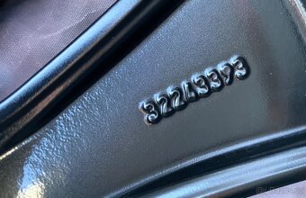 Zimní top originální sada Volvo V90/S90 255/40R19 100V - 5